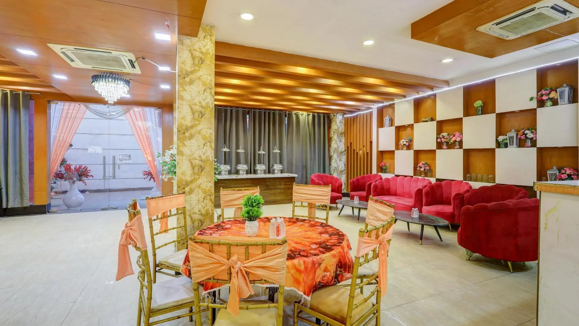 Hotel Wedlock Sector 47 Gurgaon 3*,  India