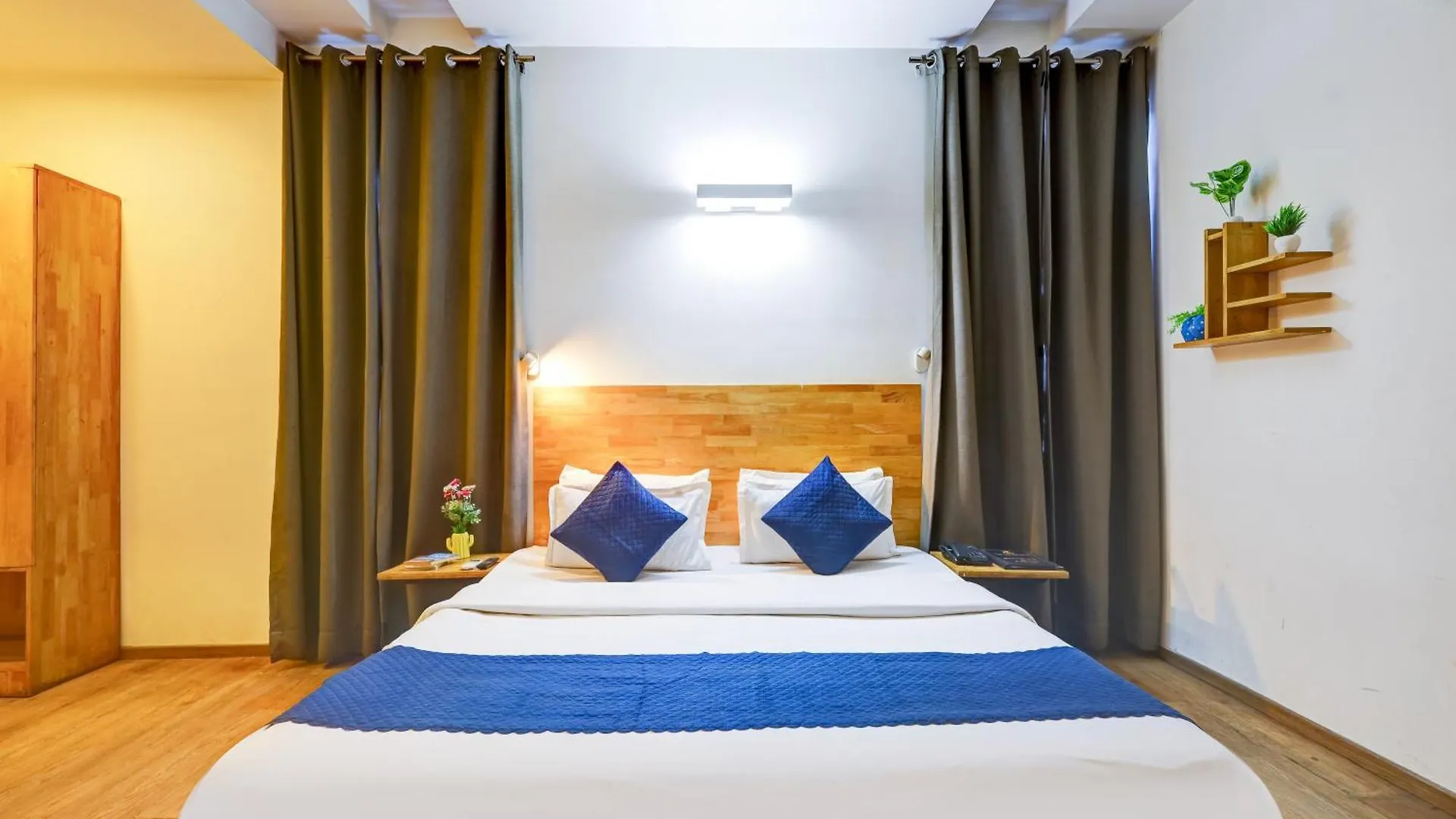 Hotel Wedlock Sector 47 Gurgaon