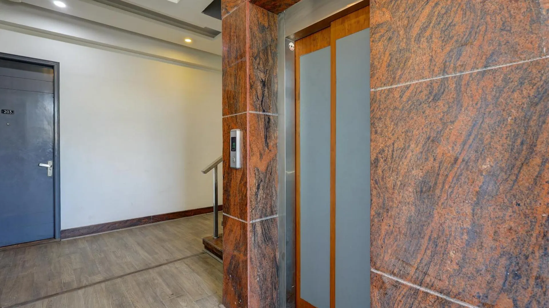 Hotel Wedlock Sector - 47 Gurgaon
